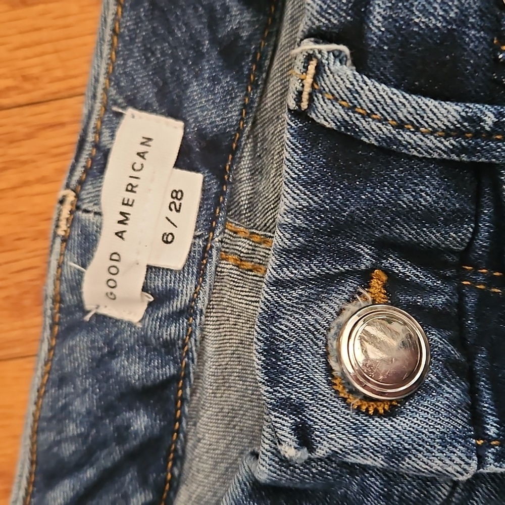 Good American Skinny Jeans - Picture 6 of 9